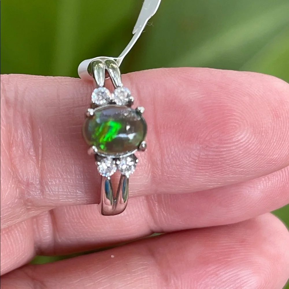 NWT Genuine Natural Black Opal & CZ Ring set in 925 Silver size 7
